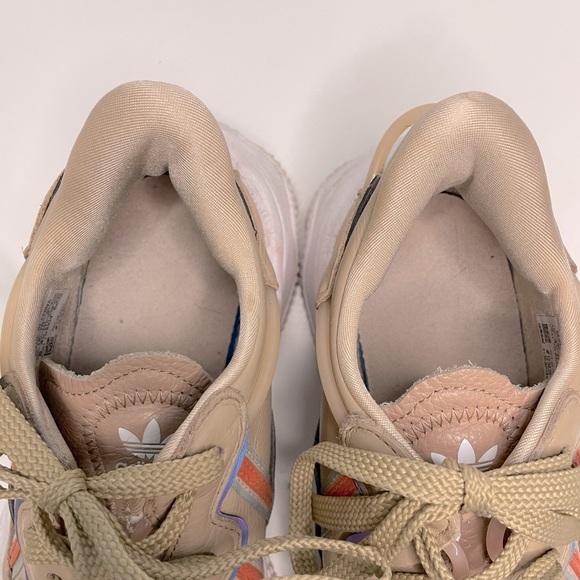 Adidas Ozweego Women Leather Size 6 - Picture 4 of 8